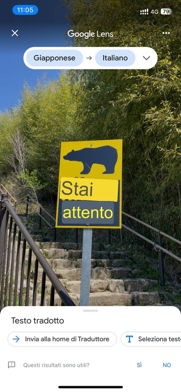 L'app di Google traduce automaticamente quello che inquadri con la fotocamera (esempio su un sentiero)