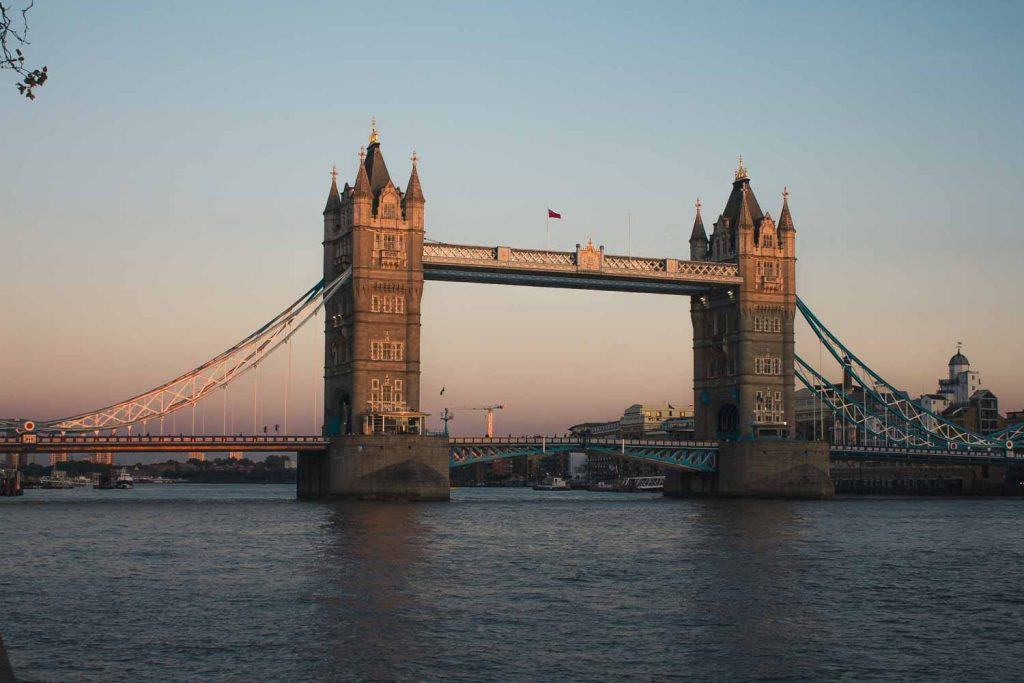Tower Bridge al tramonto
